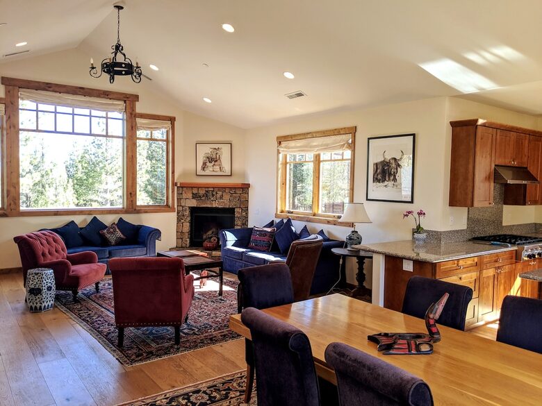 Elevated Living at Mammoth Lakes - Mammoth Lakes, California