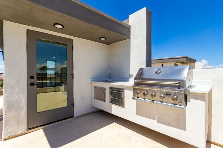 Modern Scottsdale Escape with Private Rooftop Lounge - Scottsdale, Arizona