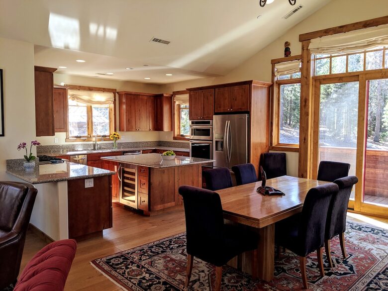 Elevated Living at Mammoth Lakes - Mammoth Lakes, California