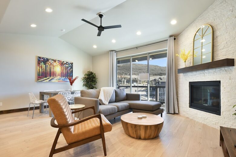 Modern Mountain Escape near Jordanelle Lake & Park City - Heber City, Utah