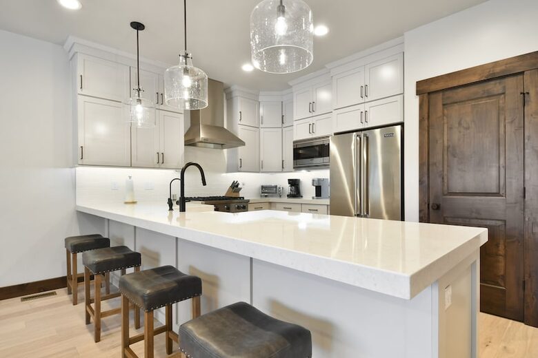 Modern Mountain Escape near Jordanelle Lake & Park City - Heber City, Utah