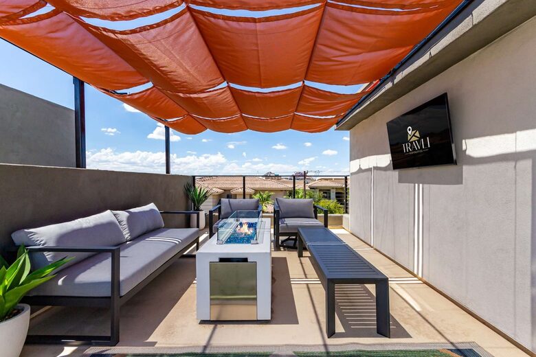 Modern Scottsdale Escape with Private Rooftop Lounge - Scottsdale, Arizona