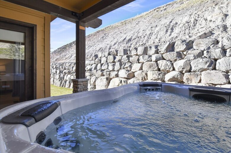 Modern Mountain Escape near Jordanelle Lake & Park City - Heber City, Utah