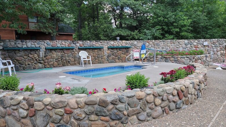 The Blue Ox on Gull with Resort Access & Private Boat Slip - Lake Shore, Minnesota