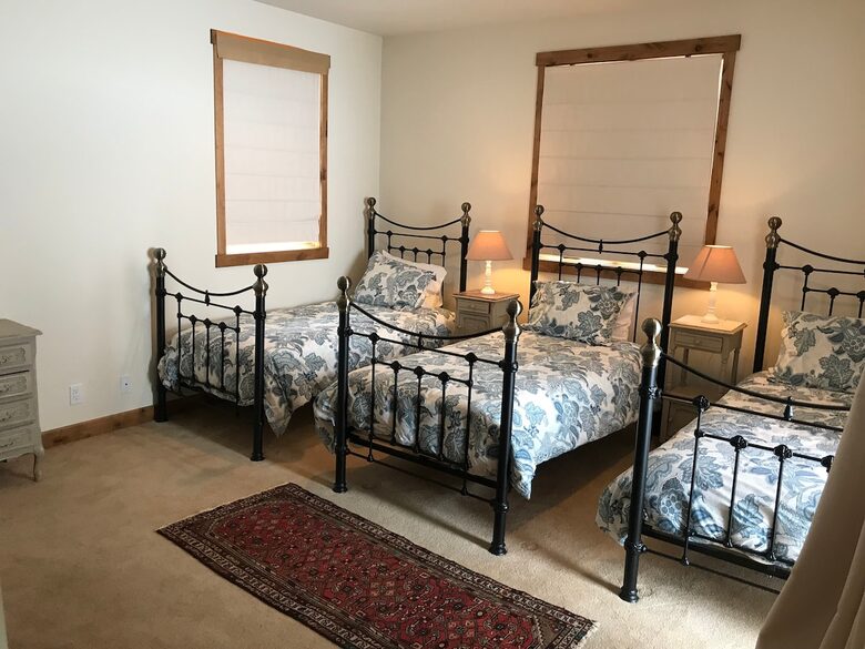 Elevated Living at Mammoth Lakes - Mammoth Lakes, California