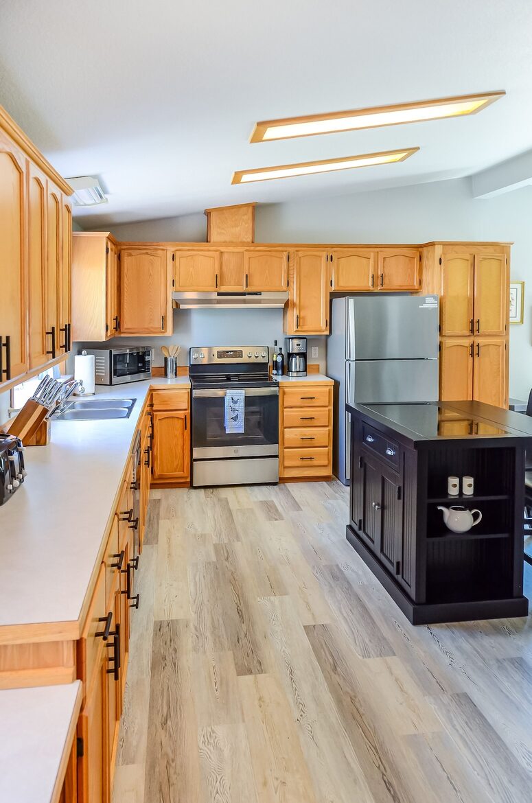 Country Charm Meets City Access in the Willamette Valley - Corvallis, Oregon