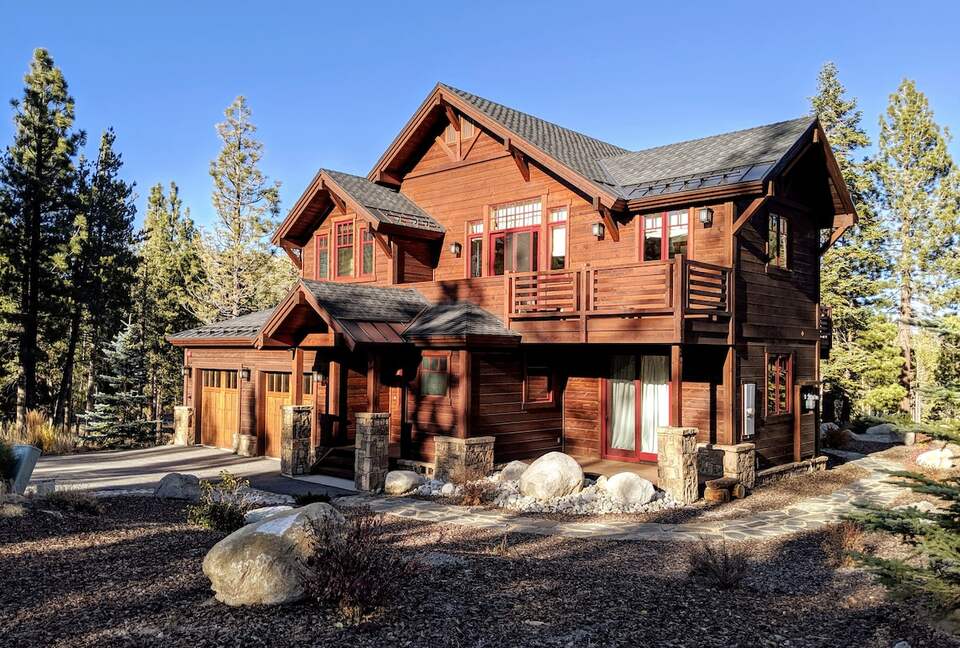 Elevated Living at Mammoth Lakes - Mammoth Lakes, California