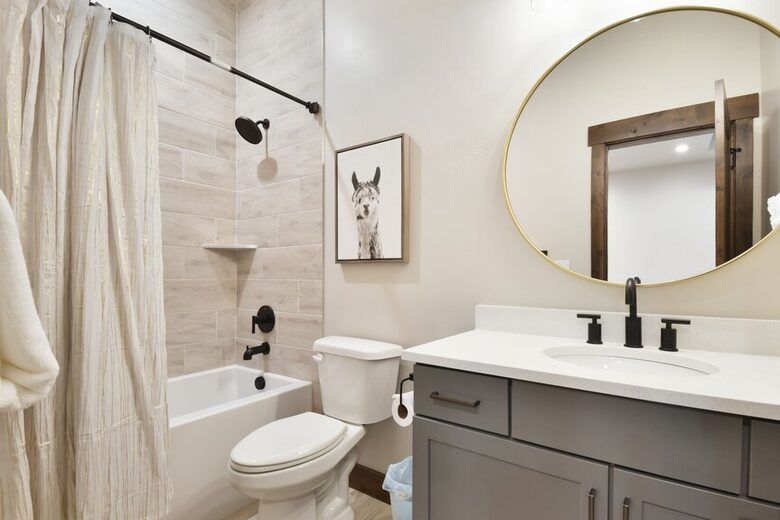 Modern Mountain Escape near Jordanelle Lake & Park City - Heber City, Utah