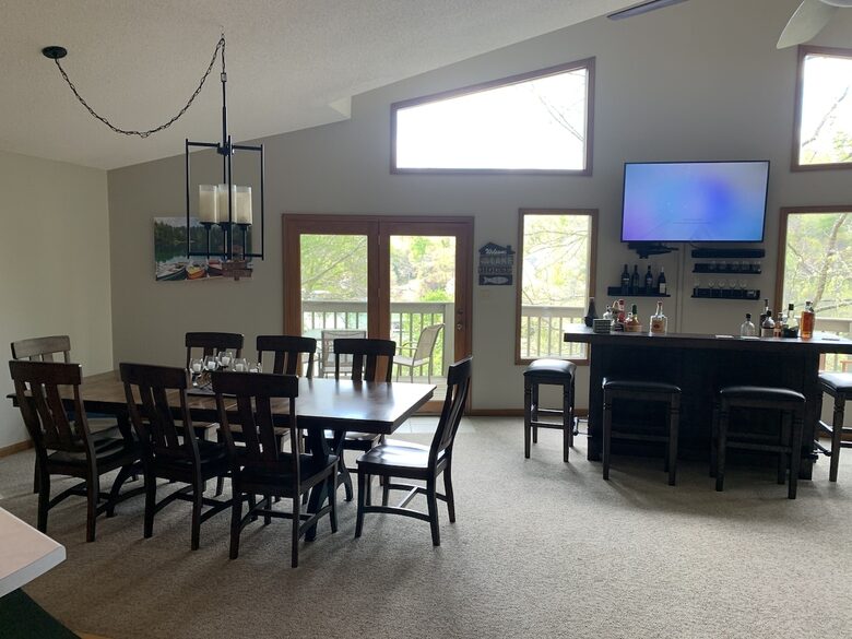 Serene Lakefront Retreat on Norris Lake - La Follette, Tennessee