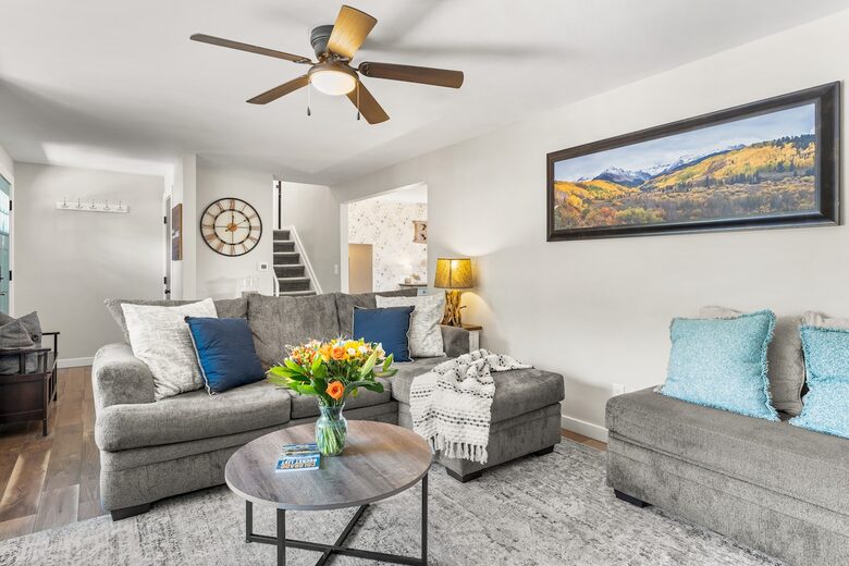 A Family-Friendly Retreat Near Denver - Littleton, Colorado