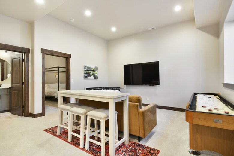 Modern Mountain Escape near Jordanelle Lake & Park City - Heber City, Utah