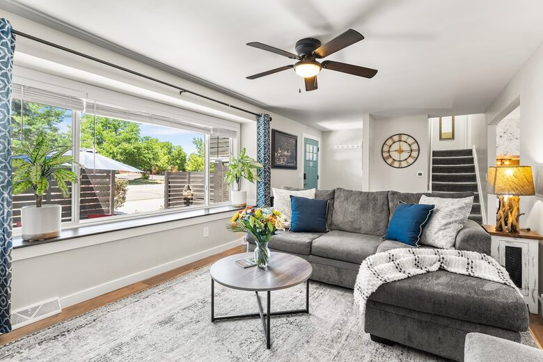 A Family-Friendly Retreat Near Denver - Littleton, Colorado