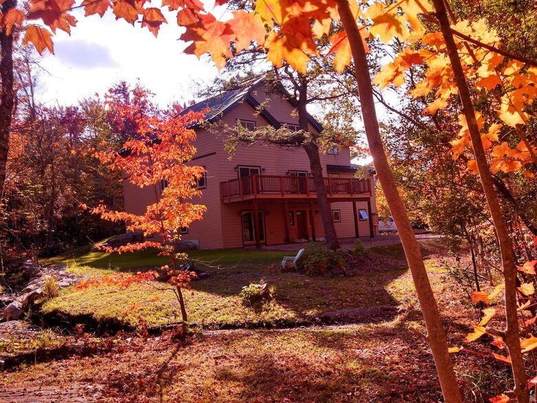 Breakaway Haven | Mountain Comfort Meets Ski-In Access - Carrabassett Valley, Maine