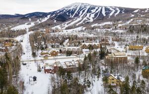 Breakaway Haven | Mountain Comfort Meets Ski-In Access - Carrabassett Valley, Maine