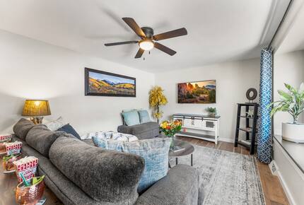 A Family-Friendly Retreat Near Denver - Littleton, Colorado