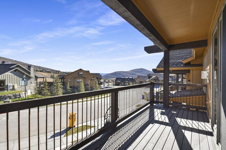Modern Mountain Escape near Jordanelle Lake & Park City - Heber City, Utah
