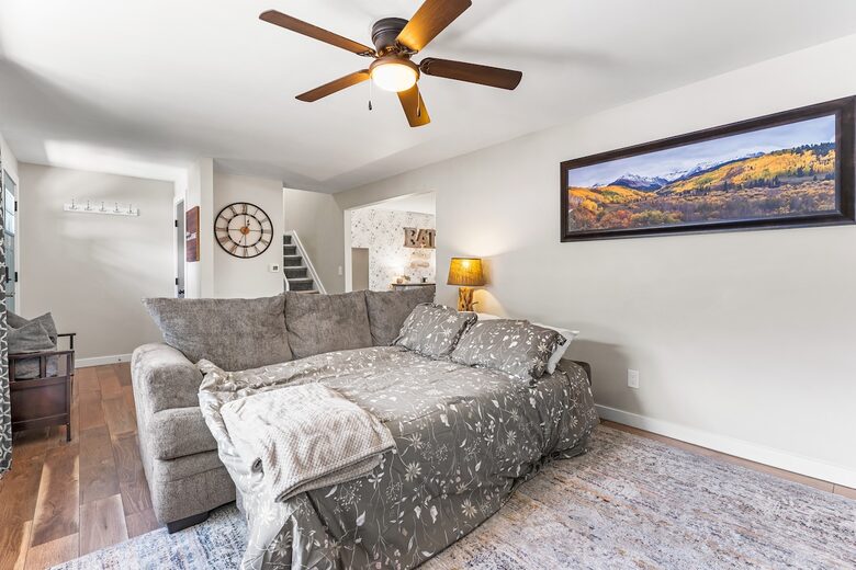 A Family-Friendly Retreat Near Denver - Littleton, Colorado