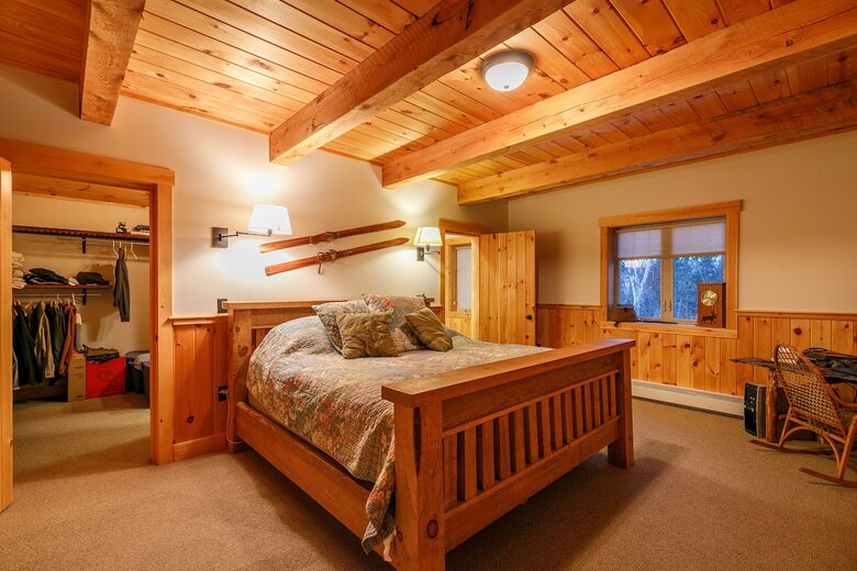 Breakaway Haven | Mountain Comfort Meets Ski-In Access - Carrabassett Valley, Maine