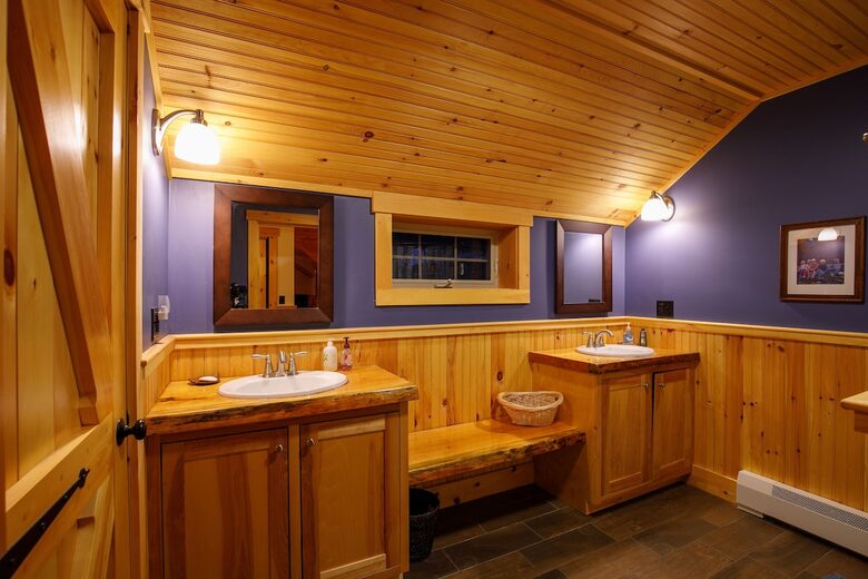 Breakaway Haven | Mountain Comfort Meets Ski-In Access - Carrabassett Valley, Maine