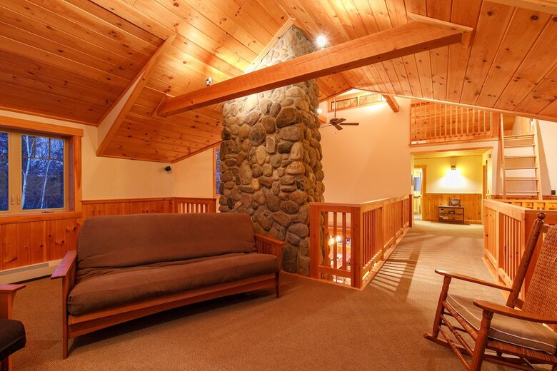 Breakaway Haven | Mountain Comfort Meets Ski-In Access - Carrabassett Valley, Maine
