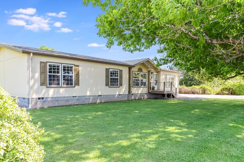 Country Charm Meets City Access in the Willamette Valley - Corvallis, Oregon