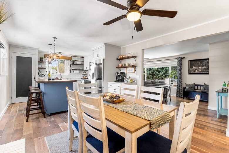 A Family-Friendly Retreat Near Denver - Littleton, Colorado