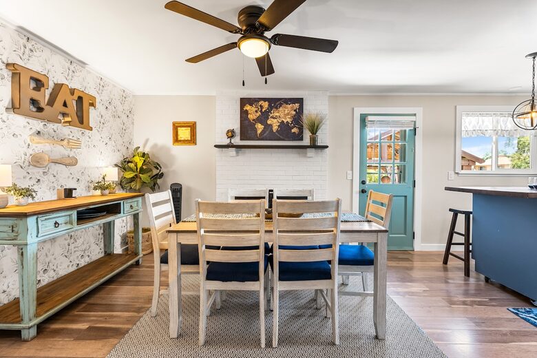 A Family-Friendly Retreat Near Denver - Littleton, Colorado