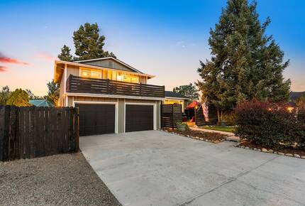 A Family-Friendly Retreat Near Denver - Littleton, Colorado