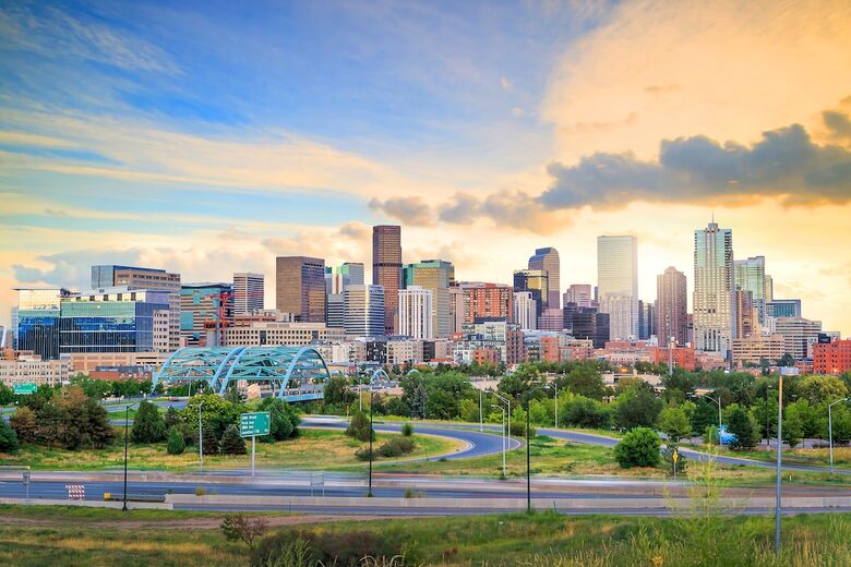 A Family-Friendly Retreat Near Denver - Littleton, Colorado
