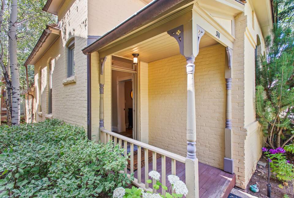 Aspen Victorian Charmer | Three blocks from Aspen's Iconic Downtown - Aspen, Colorado