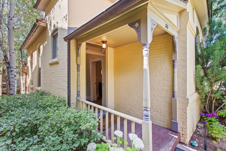 Aspen Victorian Charmer | Three blocks from Aspen's Iconic Downtown - Aspen, Colorado