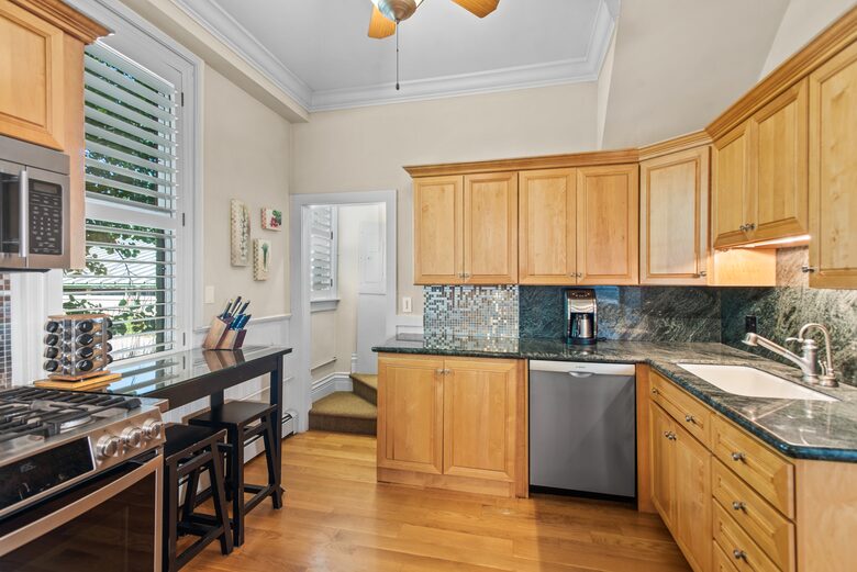 Aspen Victorian Charmer | Three blocks from Aspen's Iconic Downtown - Aspen, Colorado
