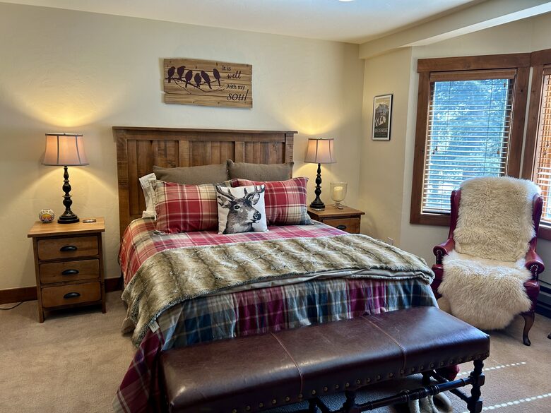 Cozy primary