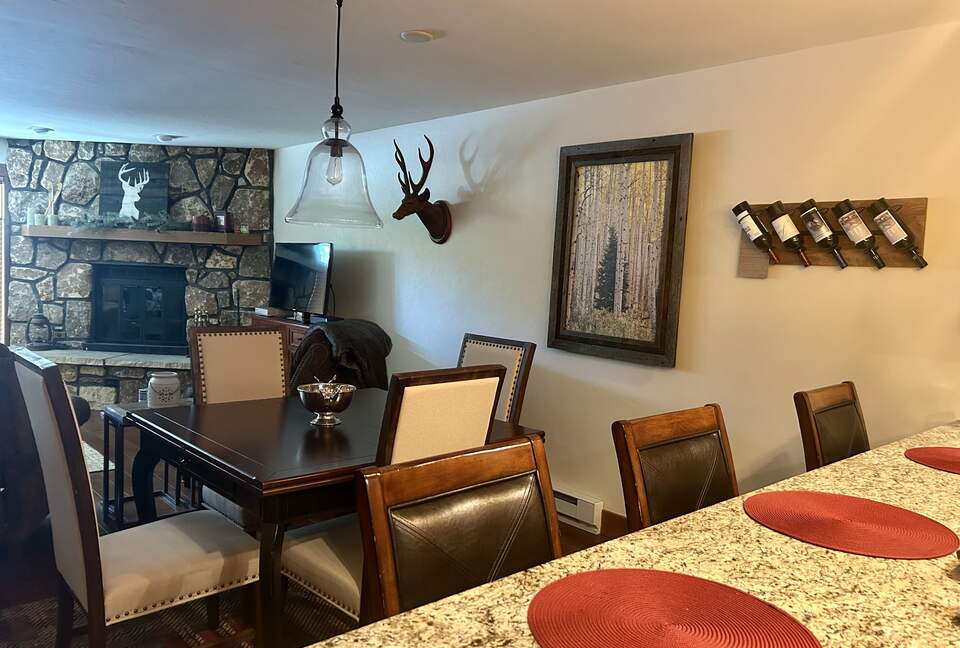 Cozy Elegance in the Heart of Breckenridge - Breckenridge, Colorado