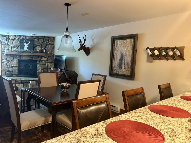 Cozy Elegance in the Heart of Breckenridge - Breckenridge, Colorado