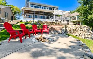 Firepit with seating