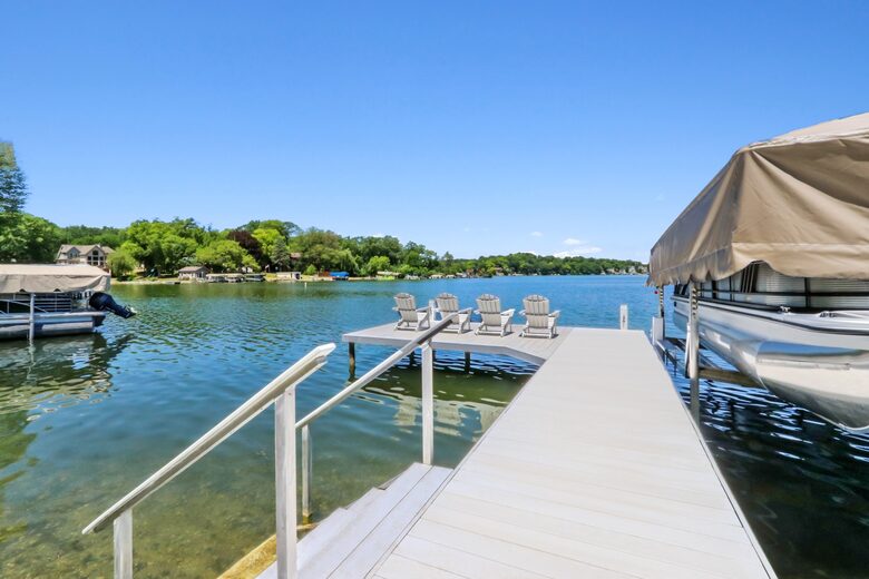 Pier perfect for lounging, swimming and fishing