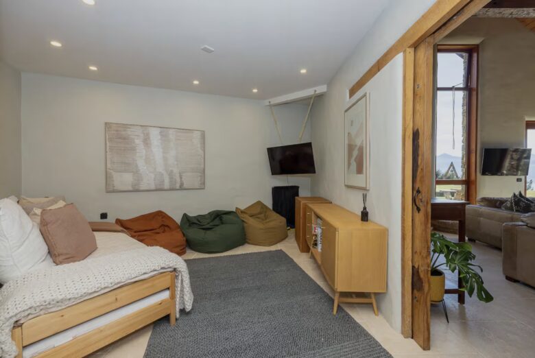 Wanaka Wonder | Luxury Estate Amidst New Zealand’s Southern Alps - Wānaka, New Zealand