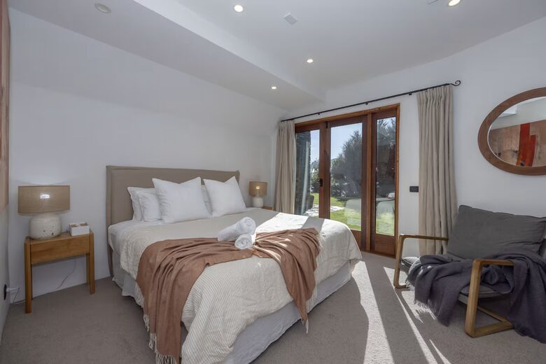 Wanaka Wonder | Luxury Estate Amidst New Zealand’s Southern Alps - Wānaka, New Zealand