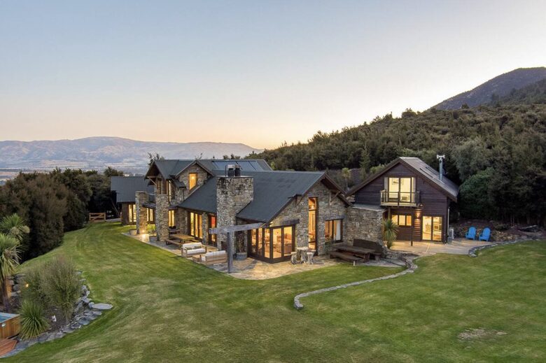 Wanaka Wonder | Luxury Estate Amidst New Zealand’s Southern Alps - Wānaka, New Zealand