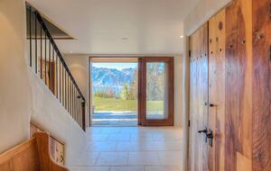 Wanaka Wonder | Luxury Estate Amidst New Zealand’s Southern Alps