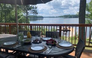 Luxury Lake House  With Stunning Lake Views In Canadian Wilderness - McArthurs Mills, Canada