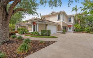 Elegant Escape in Tarpon Cove’s Gated Community - Naples, Florida