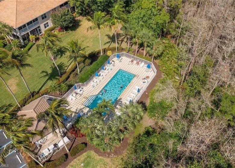 Elegant Escape in Tarpon Cove’s Gated Community - Naples, Florida