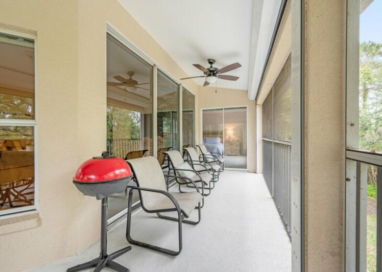Elegant Escape in Tarpon Cove’s Gated Community - Naples, Florida