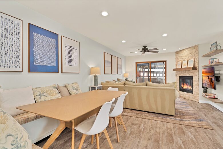Pacific Beach Condo - 3 Bed & 3 Bath - San Diego, California