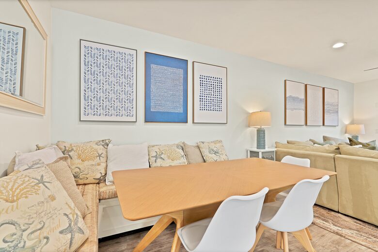 Pacific Beach Condo - 3 Bed & 3 Bath - San Diego, California