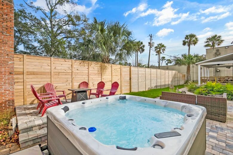 The Castle Garden Retreat | History Meets Modern Elegance - Saint Augustine, Florida