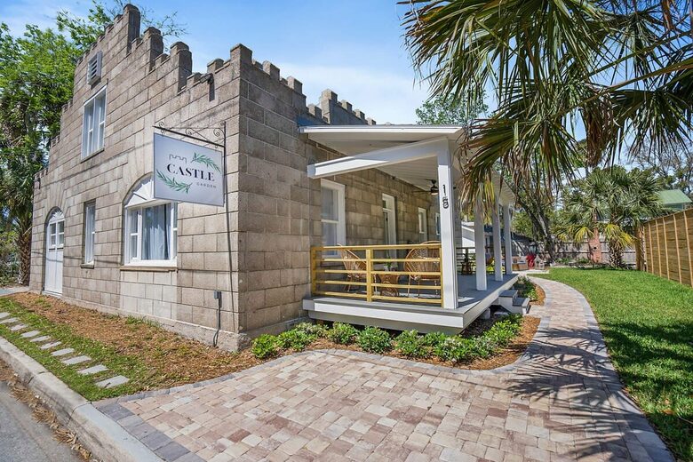 The Castle Garden Retreat | History Meets Modern Elegance - Saint Augustine, Florida