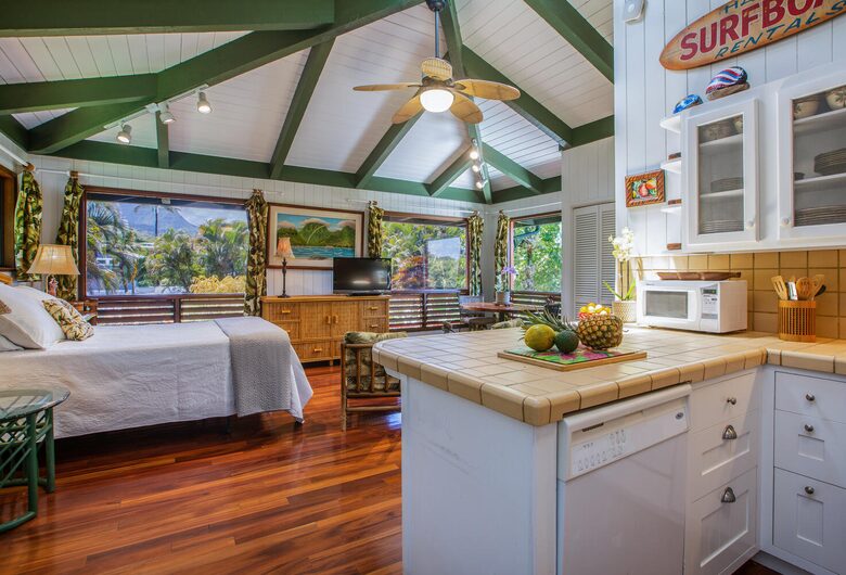 Hanalei Happy Place “The Bungalow” - Hanalei, Kauai, Hawaii